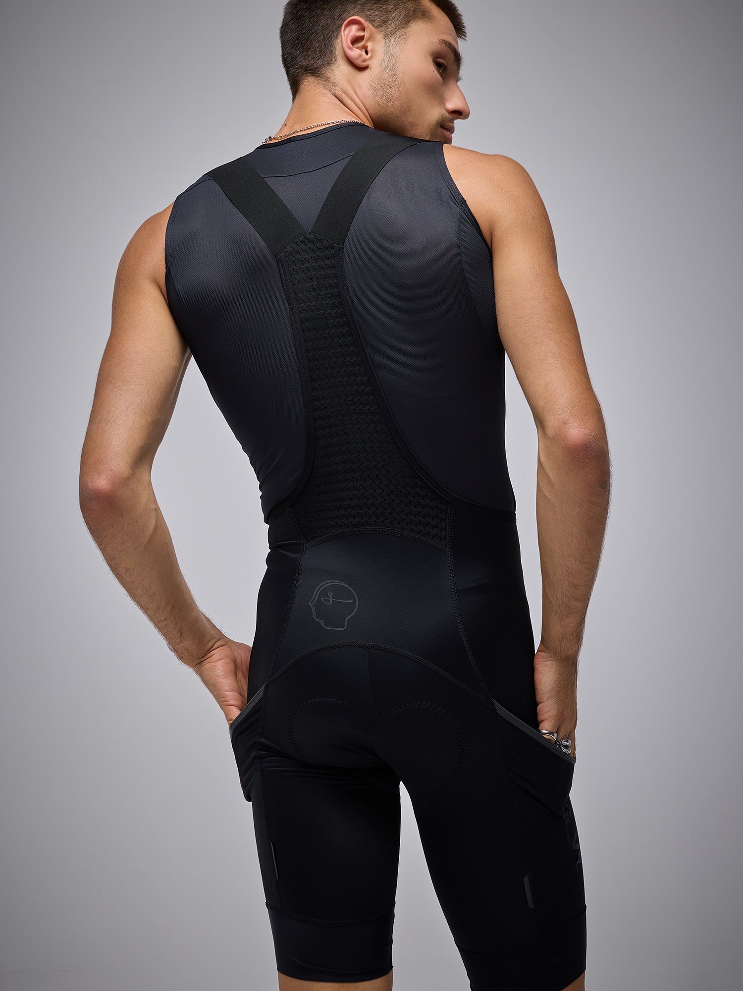 MEN'S ESSNTL CARGO BIB SHORTS - BLACK