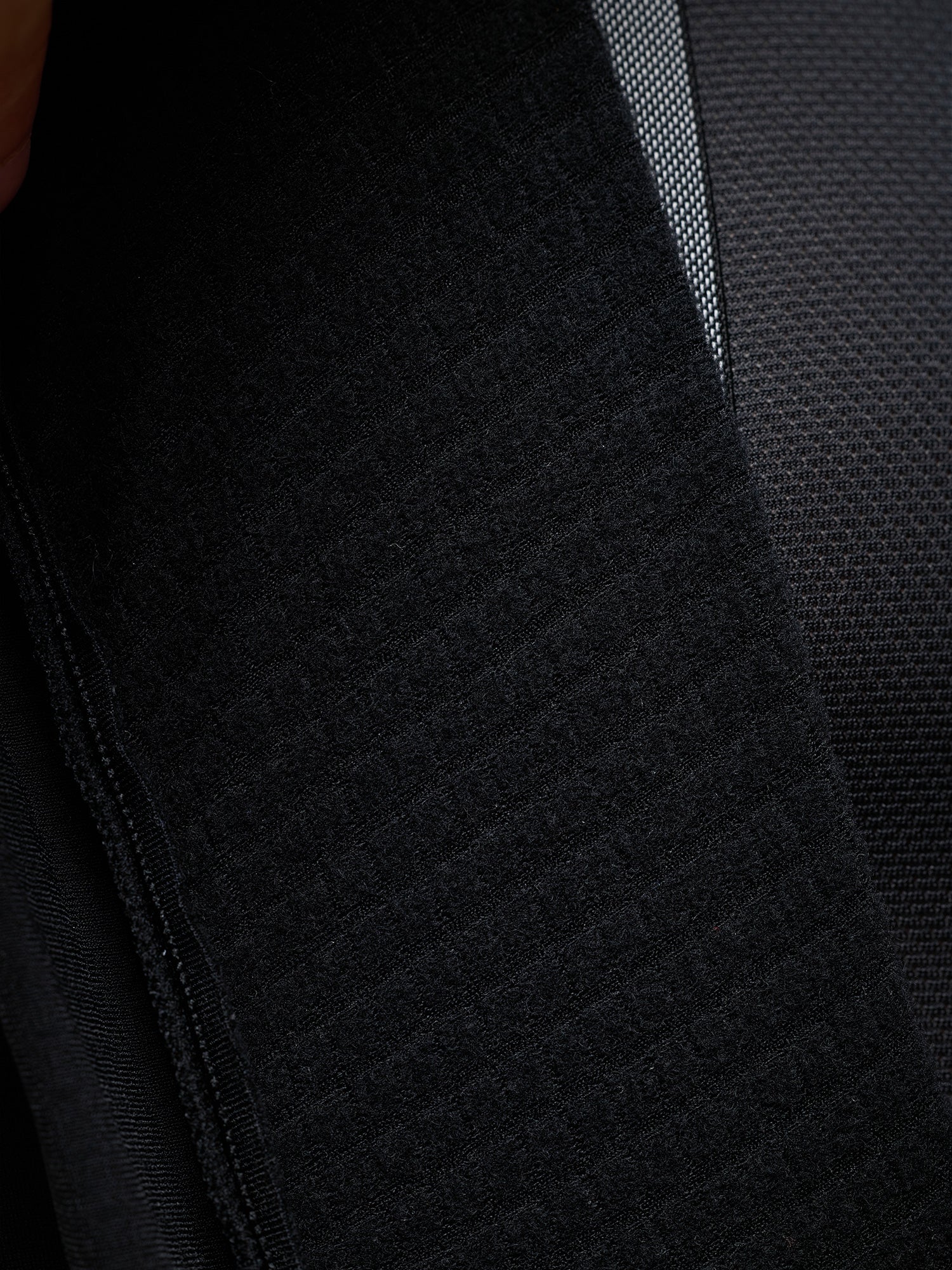 MODERN CLASSIC LS THERMAL GRID JERSEY - BLACK