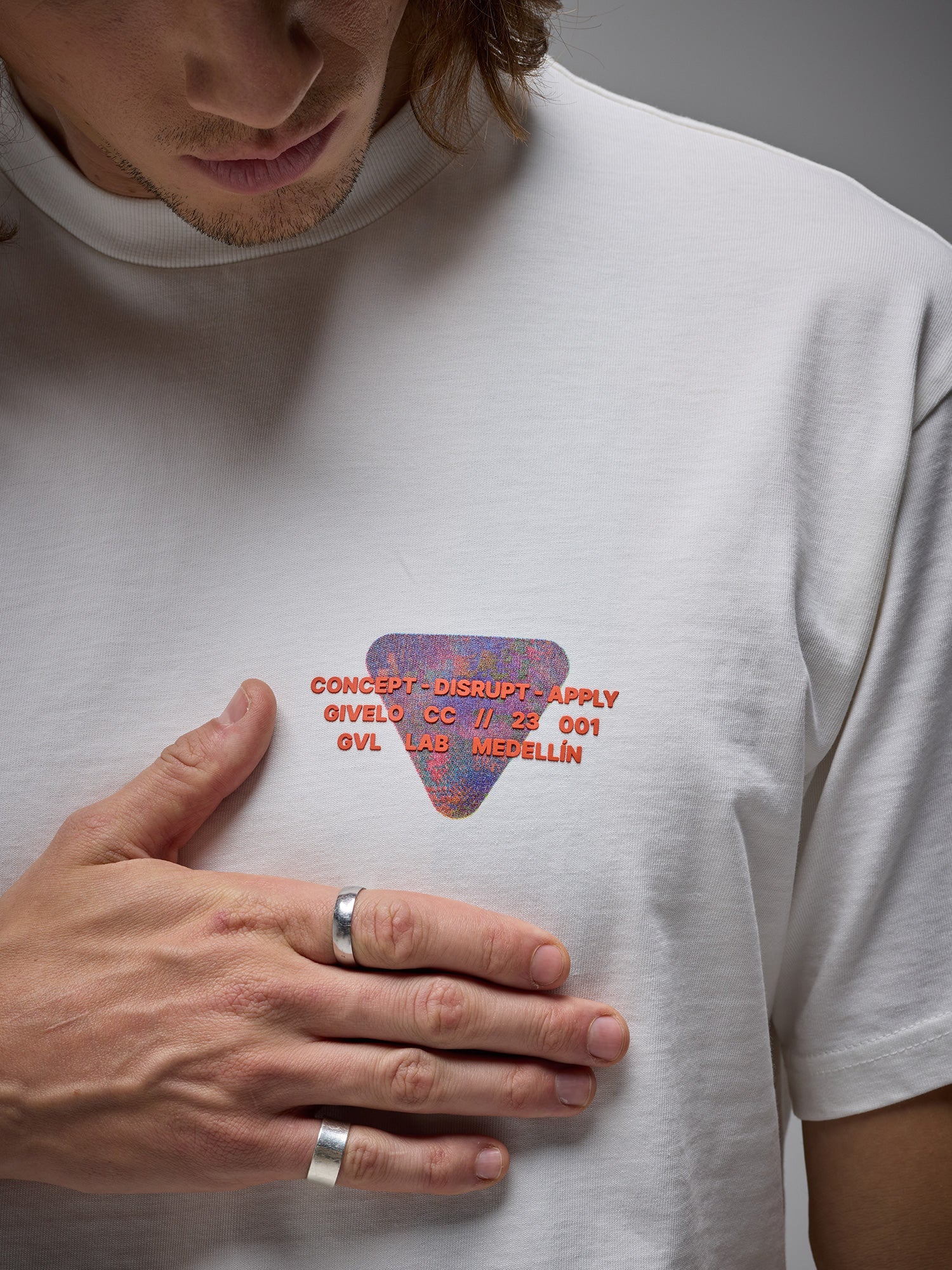 MEN'S CDA OVERSIZED COTTON T-SHIRT - OFF WHITE