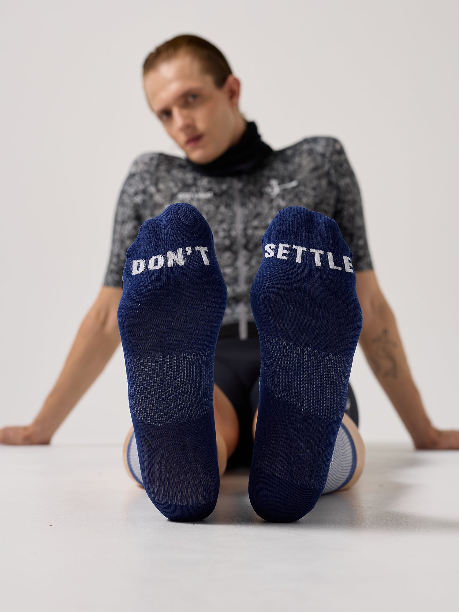 ULTRA G-LOGO SOCKS - NAVY