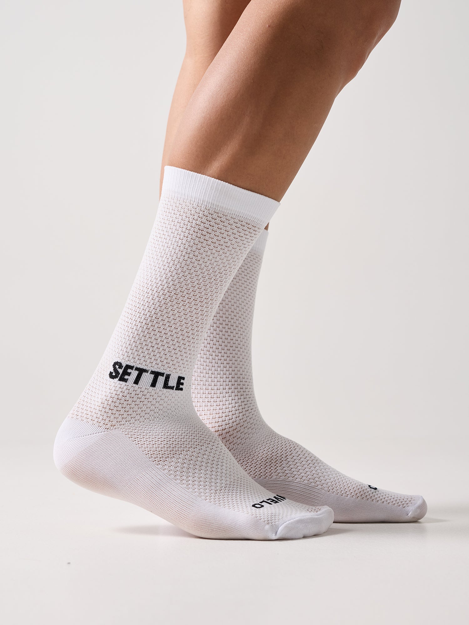 ULTRA DON'T SETTLE WHITE SOCKS