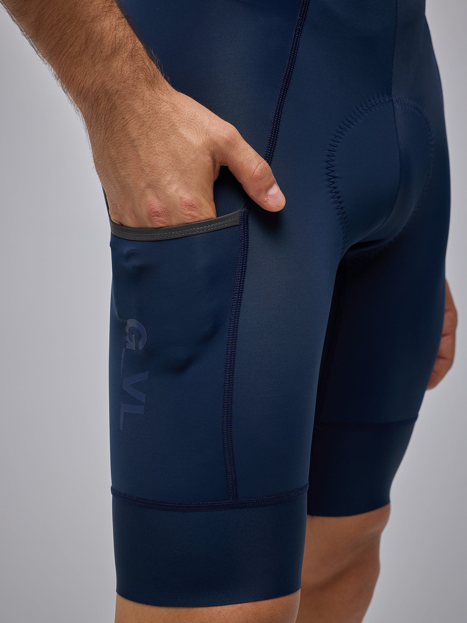 MEN'S ESSNTL CARGO BIB SHORTS - NAVY