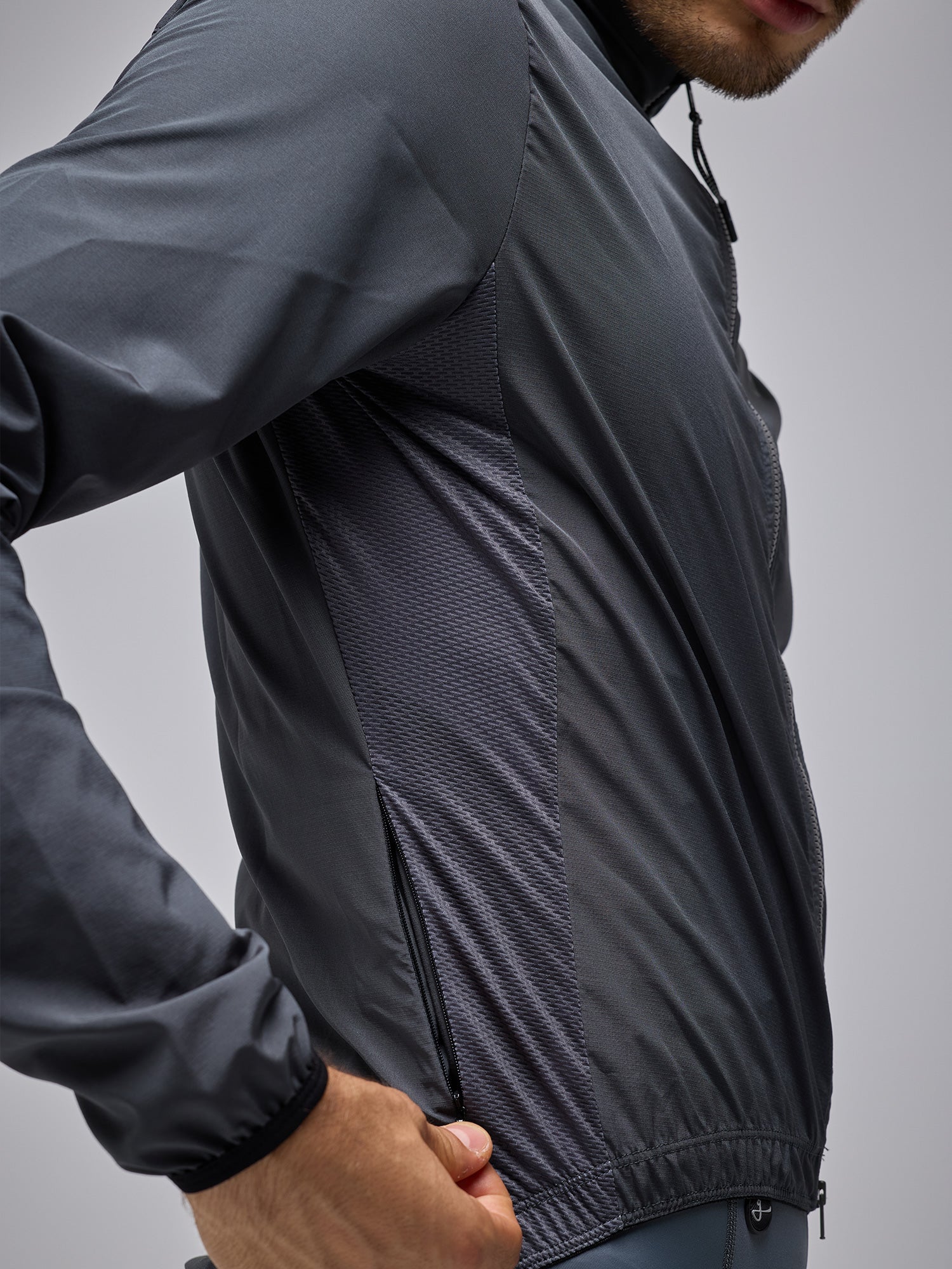 ESSNTL UNISEX JACKET - GREY