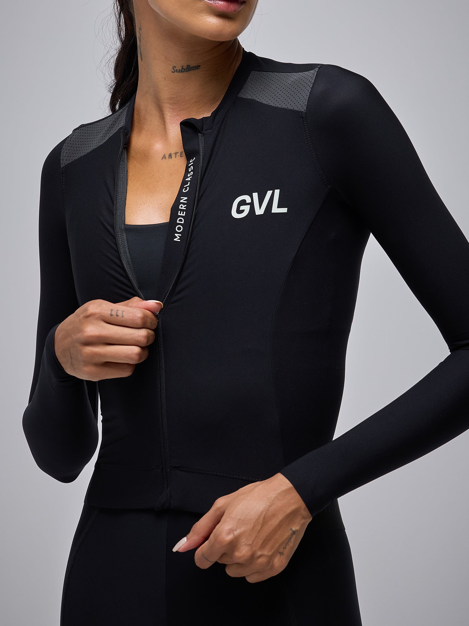 MODERN CLASSIC LS JERSEY - BLACK