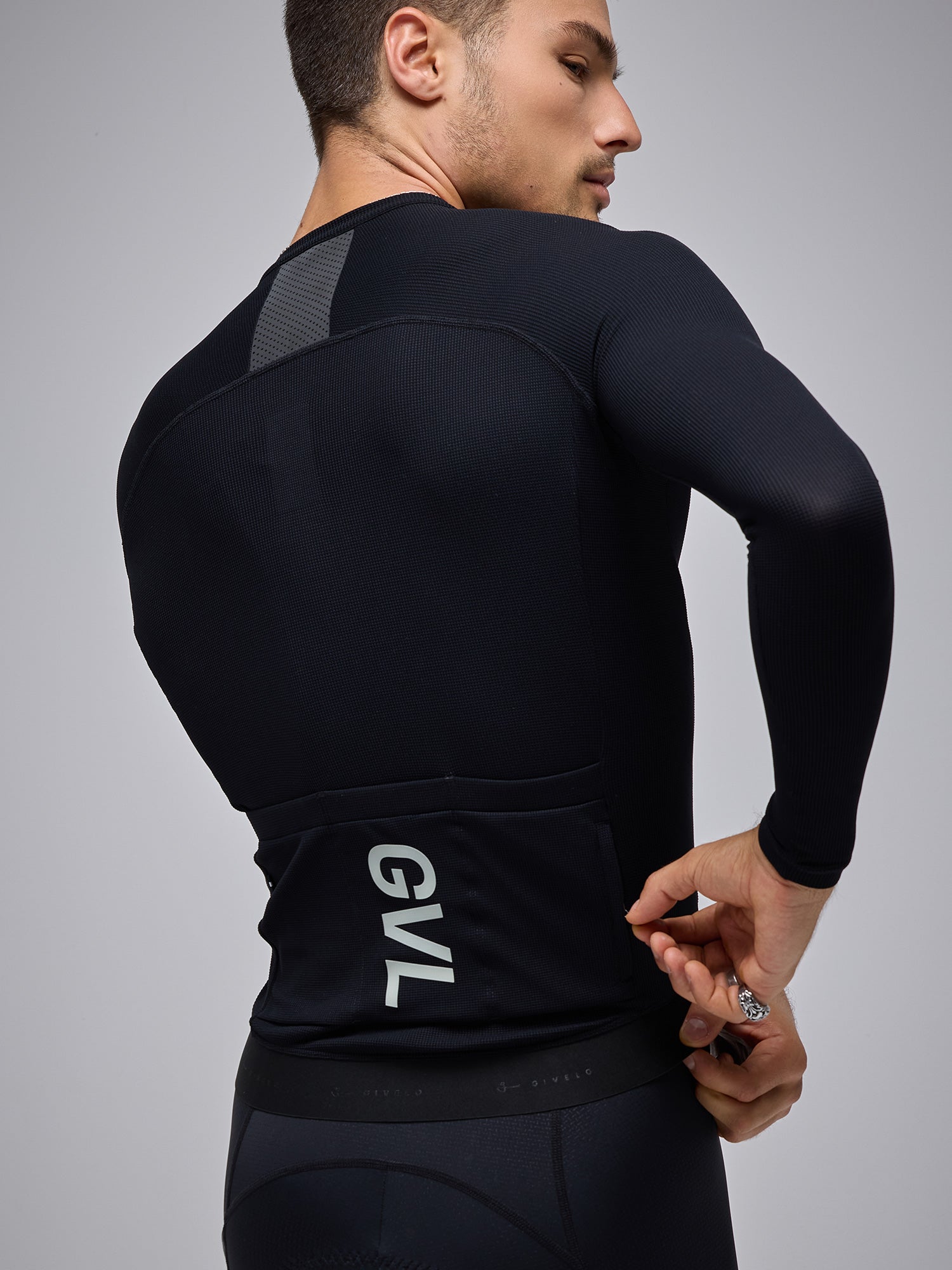 MODERN CLASSIC WAFFLE LS JERSEY - BLACK