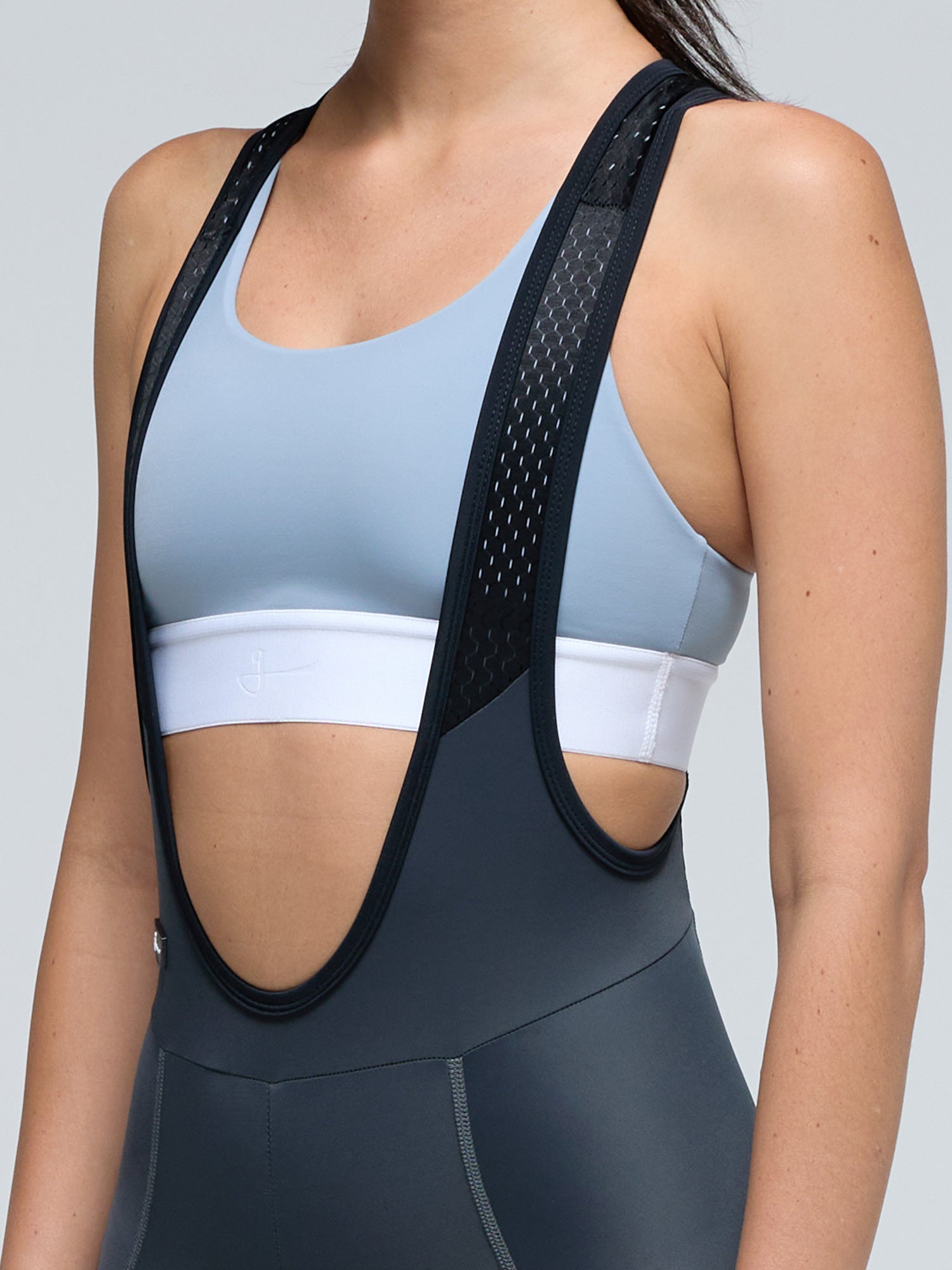 WOMEN’S DARK GREY CLASSIC BIB SHORTS