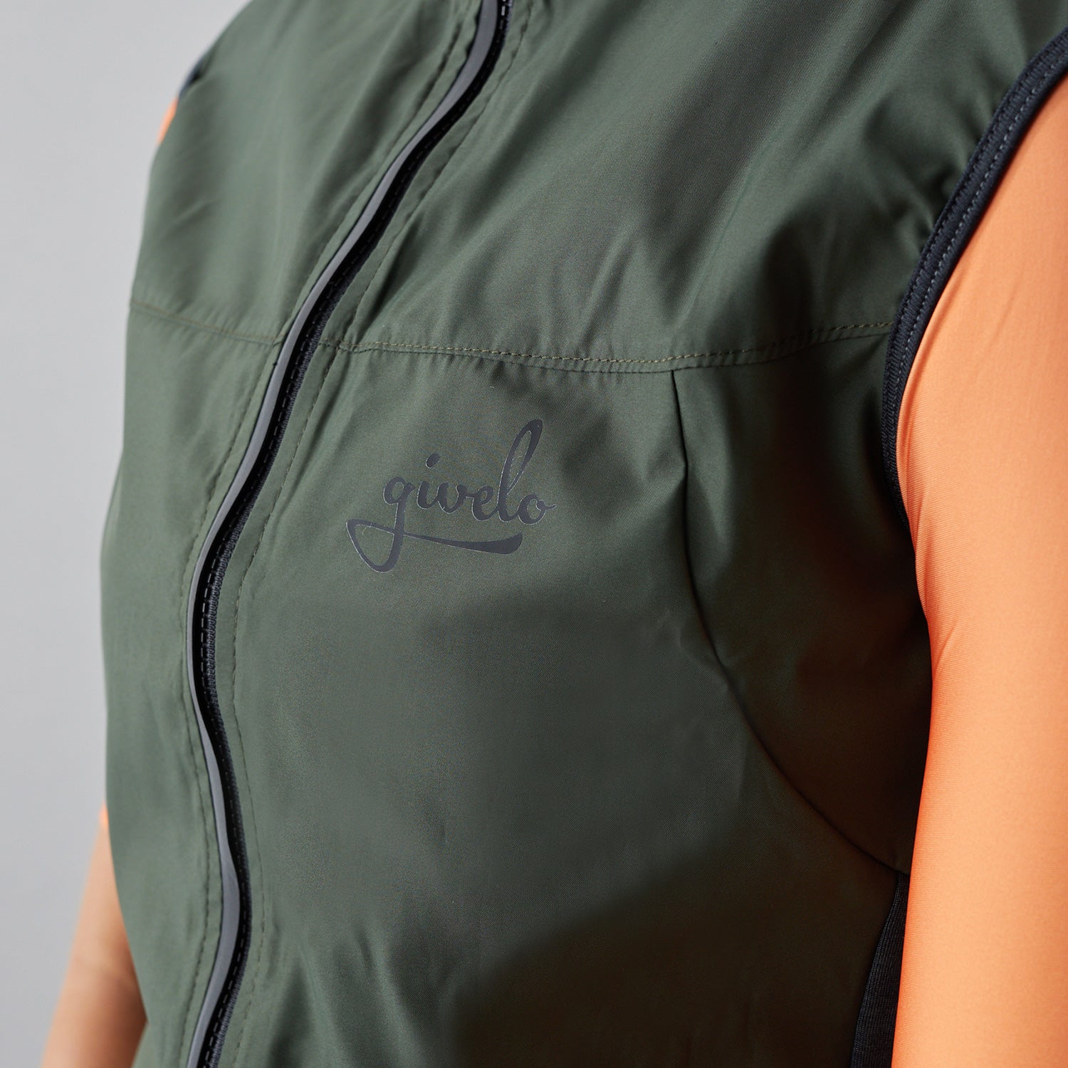 MILITARY GREEN QUICK-FREE GILET